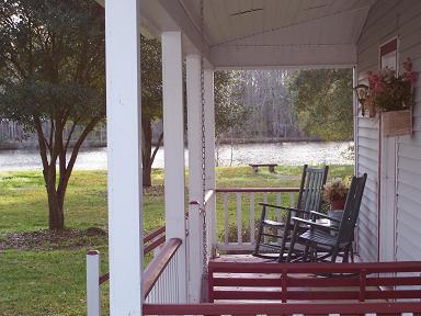 http://www.ideal-places-to-retire.com/country-charm.html http://www.ideal-places-to-retire.com/country-charm.html